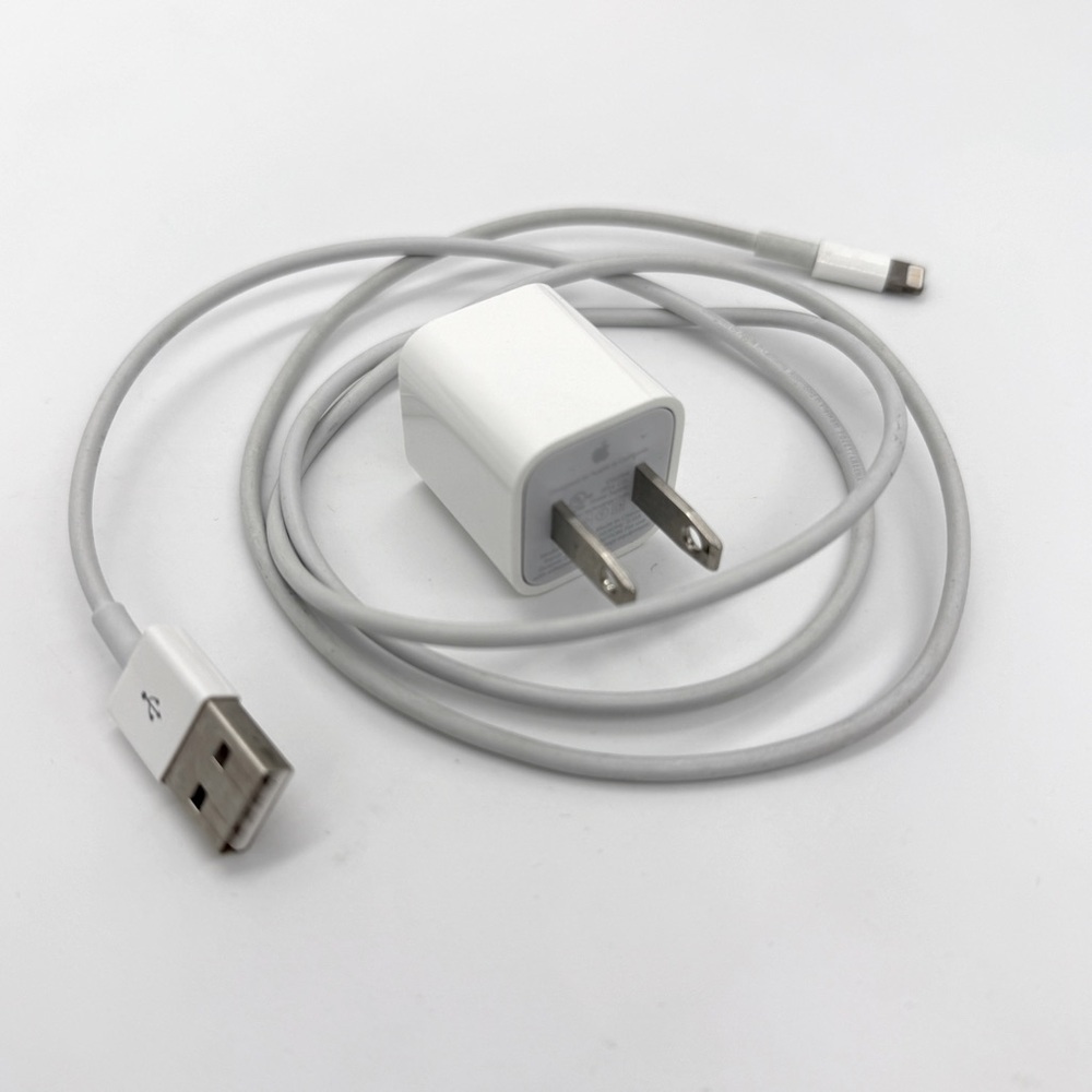 Genuine Apple White Charging Cable USB to Lightning Adapter 1m and Wall Charger